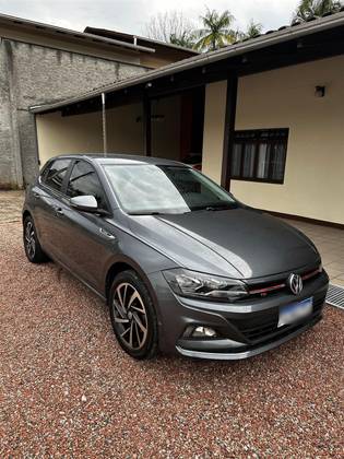 VOLKSWAGEN POLO 1.0 200 TSI HIGHLINE AUTOMÁTICO